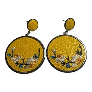 Paparazzi Embroidered Gardens Earrings